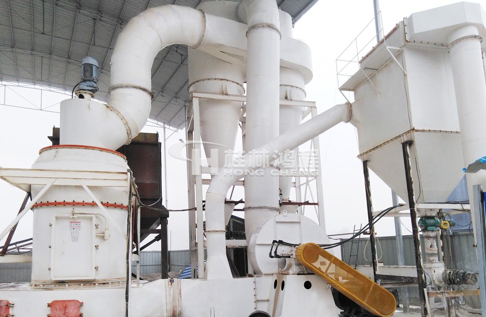 HC1900打礦石粉機(jī)器多少錢(qián)一臺(tái) 雷蒙磨粉機(jī)多少錢(qián)一臺(tái)？幾萬(wàn)到幾十萬(wàn)不等