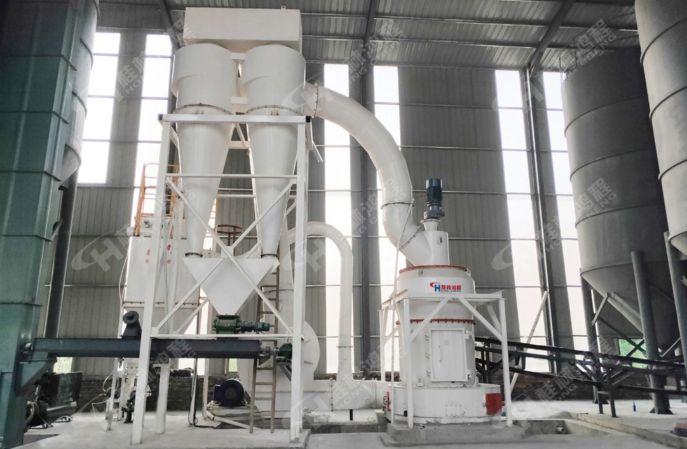 熟石灰生產(chǎn)設(shè)備 生石灰雷蒙機(jī)、生石灰立式磨粉機(jī)